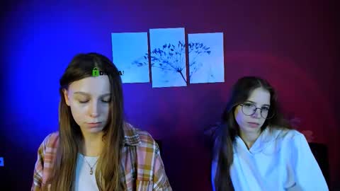 Snapshot of lulu_fly_ chatting on October 20, 8:48 am lulu_fly_ online show from October 20, 8:48 am