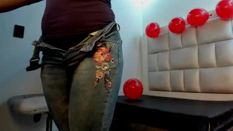 elizabeth online show from March 30, 12:28 pm