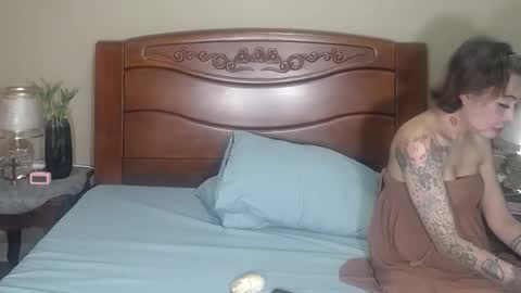 lulu_wild online show from September 30, 11:59 am