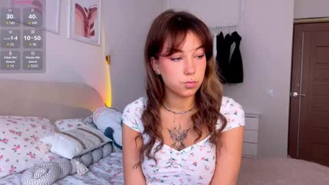 Snapshot of luluberryx chatting on May 23, 2:17 am lulu berry online show from May 23, 2:17 am