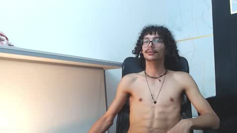 Snapshot of lumberjack_20 chatting on February 23, 3:48 am Vanity ErosX online show from February 23, 3:48 am