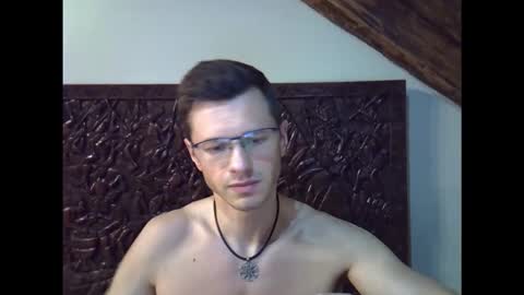 Snapshot of lumberjack__666 chatting on December 22, 8:06 pm Andrew independent model 2000-0000 CET daily online show from December 22, 8:06 pm
