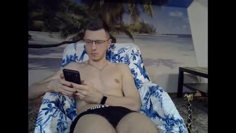 Snapshot of lumberjack__666 chatting on January 17, 9:51 pm Andrew independent model 2000-0000 CET daily online show from January 17, 9:51 pm