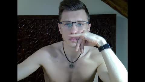 Snapshot of lumberjack__666 chatting on February 13, 9:33 pm Andrew independent model 2000-0000 CET daily online show from February 13, 9:33 pm