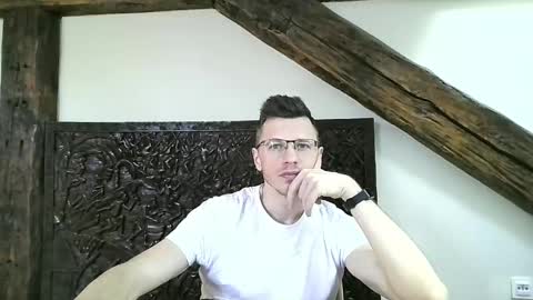 Andrew independent model 2000-0000 CET daily online show from May 11, 12:44 pm