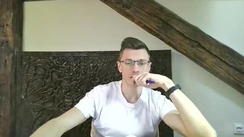 Andrew independent model 2000-0000 CET daily online show from May 16, 2:05 pm