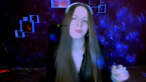 Sweet Lumi online show from February 19, 8:43 am