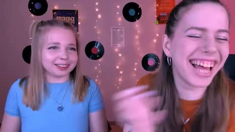 Sweet Lumi online show from March 27, 8:37 am