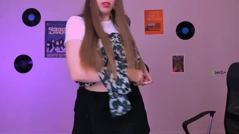 Sweet Lumi online show from May 7, 7:36 am
