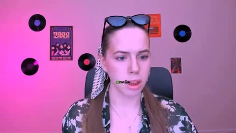 Sweet Lumi online show from May 9, 7:46 am