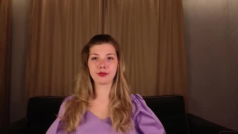 Wendy online show from March 19, 5:06 pm