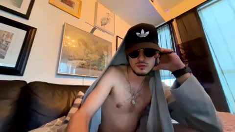 Snapshot of lumii1995 chatting on February 3, 6:49 pm IM STRAIGHT Only Fans lumiifundz online show from February 3, 6:49 pm