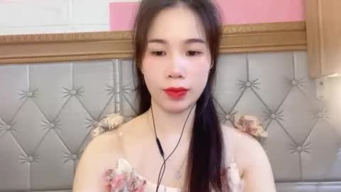 Snapshot of luna4739 chatting on March 29, 8:14 am Luna online show from March 29, 8:14 am