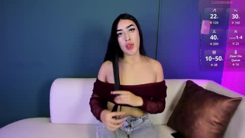 luna_444 online show from May 8, 5:46 am