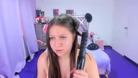 luna_analya online show from January 16, 6:01 pm