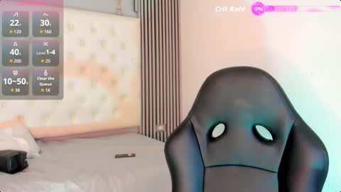 luna and banji online show from December 23, 5:05 am