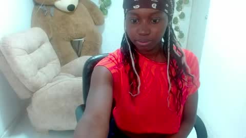 luna_bella882689 online show from June 3, 2:33 pm