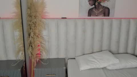 luna_clarx online show from September 9, 3:17 am