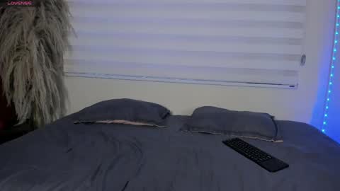 luna_cute14 online show from May 26, 9:22 pm