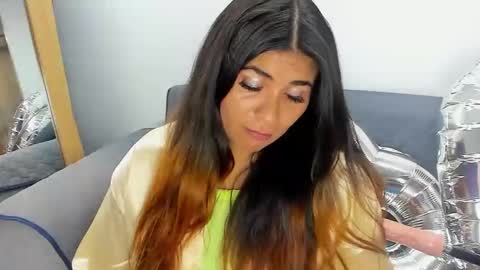 Snapshot of luna_dumont chatting on January 27, 11:00 am luna online show from January 27, 11:00 am