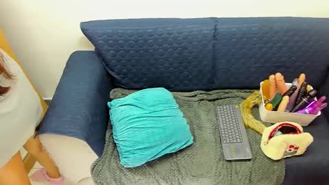 Snapshot of luna_dumont chatting on February 3, 12:03 pm luna online show from February 3, 12:03 pm