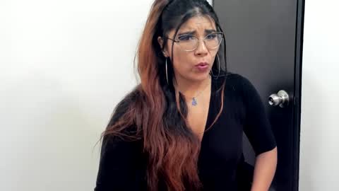 Snapshot of luna_dumont chatting on February 4, 3:04 pm luna online show from February 4, 3:04 pm