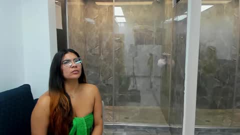 Snapshot of luna_dumont chatting on February 10, 11:25 am luna online show from February 10, 11:25 am