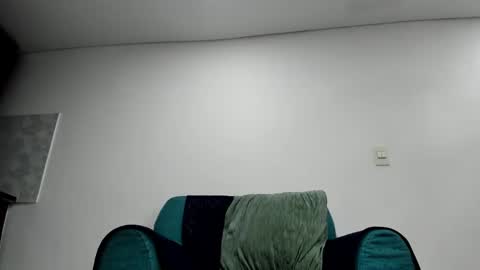 Snapshot of luna_dumont chatting on February 18, 2:27 pm luna online show from February 18, 2:27 pm