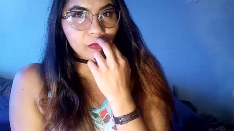 Snapshot of luna_dumont chatting on February 24, 8:58 pm luna online show from February 24, 8:58 pm