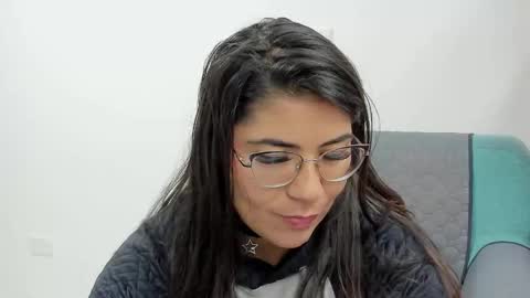 Snapshot of luna_dumont chatting on September 13, 11:10 am luna online show from September 13, 11:10 am