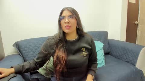 Snapshot of luna_dumont chatting on September 19, 11:22 am luna online show from September 19, 11:22 am