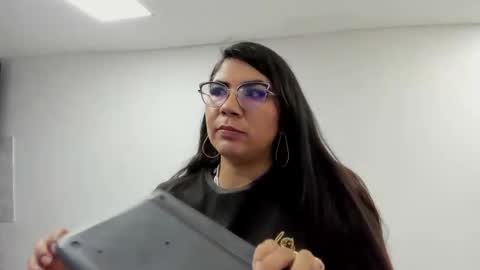 Snapshot of luna_dumont chatting on October 26, 11:05 am luna online show from October 26, 11:05 am