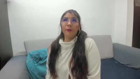 luna  online show from January 8, 11:12 am