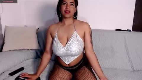 Snapshot of luna_ebony1 chatting on February 23, 2:18 am Couple X online show from February 23, 2:18 am