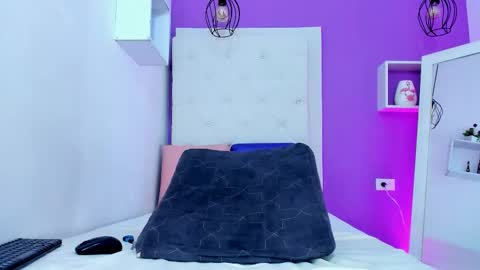 Luna online show from November 18, 8:57 pm