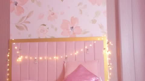 luna_hot_ass online show from November 15, 2:42 am