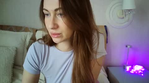 Snapshot of luna_hoti chatting on March 3, 12:05 pm luna_hoti online show from March 3, 12:05 pm
