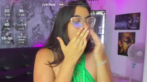 Snapshot of luna_jonnes1 chatting on May 3, 7:42 pm Luna online show from May 3, 7:42 pm
