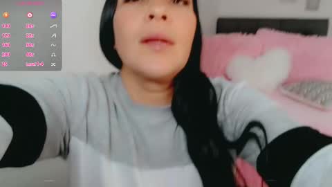 Snapshot of luna_lgomez chatting on February 5, 10:03 pm luna online show from February 5, 10:03 pm