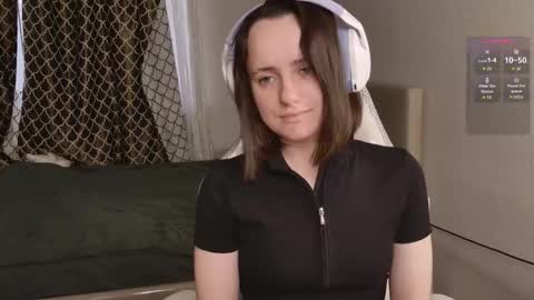 luna_loveeee online show from October 20, 4:13 am