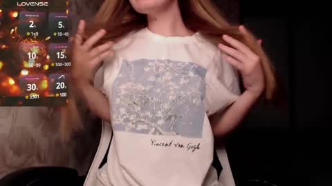 Luna online show from December 3, 1:43 pm