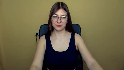 Snapshot of luna_lush_ chatting on March 14, 9:26 am Luna online show from March 14, 9:26 am