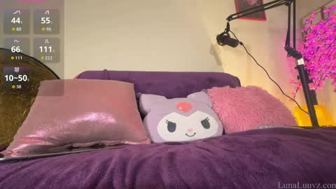 Snapshot of luna_luuvz chatting on April 16, 3:07 am Luna Luuvz online show from April 16, 3:07 am