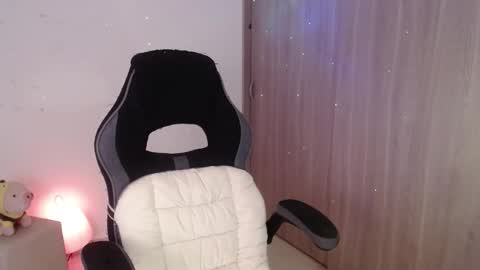 Snapshot of luna_mails chatting on December 20, 6:53 am Luna online show from December 20, 6:53 am