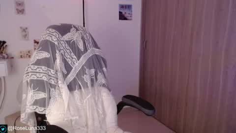 Snapshot of luna_mails chatting on April 5, 7:38 am Luna online show from April 5, 7:38 am