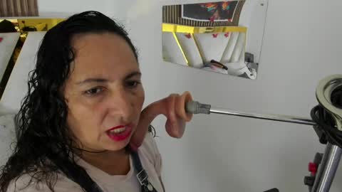 Snapshot of luna_naughty1 chatting on May 18, 5:41 pm luna_naughty1 online show from May 18, 5:41 pm