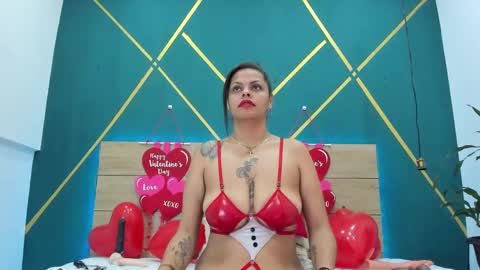 Luna online show from February 15, 2:55 pm