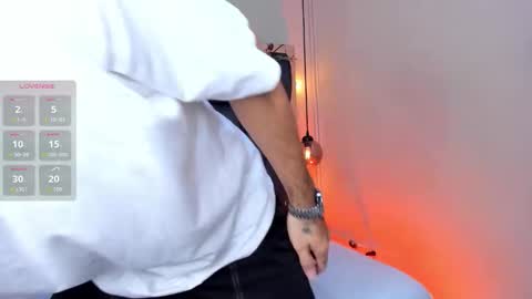 Luna Stanford online show from January 5, 7:28 pm