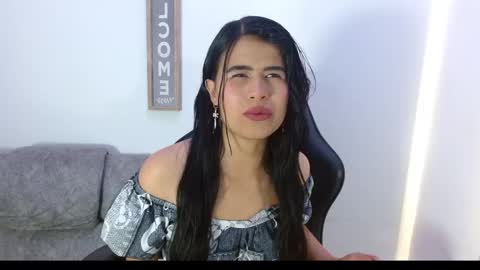 luna_starr69 online show from September 27, 8:25 pm