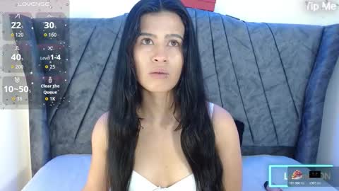 luna_starr69 online show from January 9, 12:41 pm